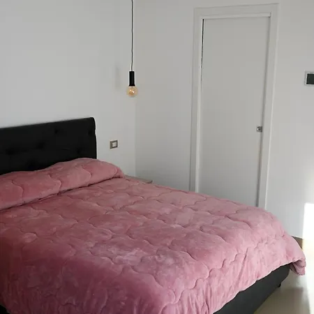 Apartment Manno's